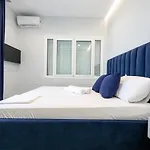 Luisanna Free Parking Vlorë
