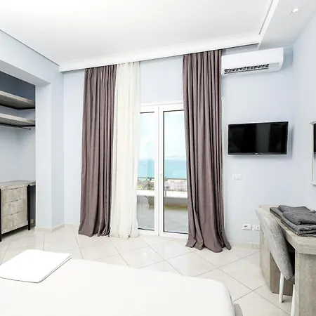 Luisanna Free Parking Hotel *