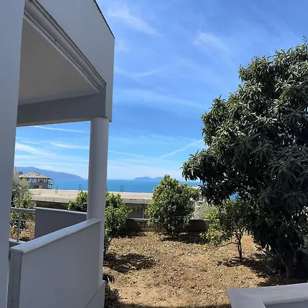 Hotel Luisanna Free Parking Vlore