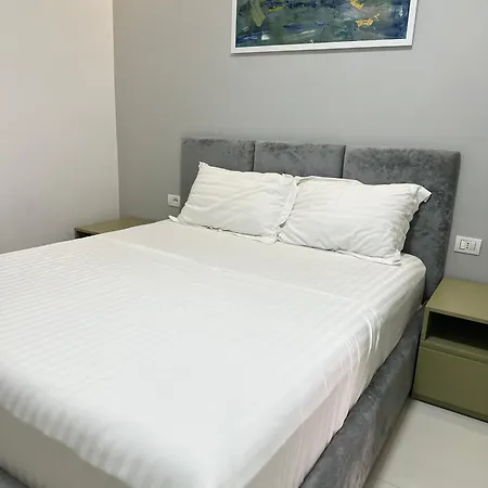 Hotel Luisanna Free Parking Vlore