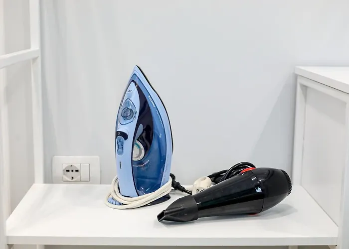 Luisanna Free Parking *