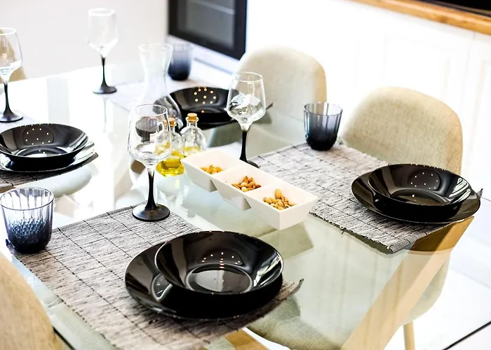 Luisanna Free Parking * Wlora