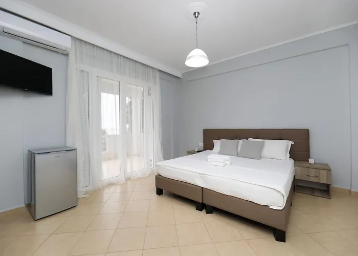 Luisanna Free Parking Hotel