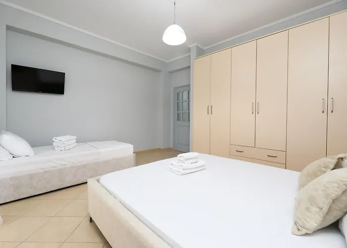 Luisanna Free Parking * Wlora