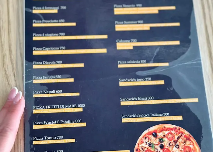 Luisanna Free Parking Wlora