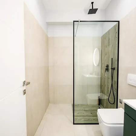 Luisanna Free Parking Hotel
