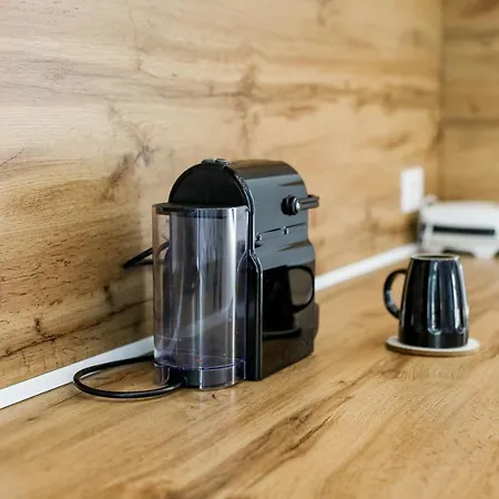 Luisanna Free Parking 酒店 Vlorë