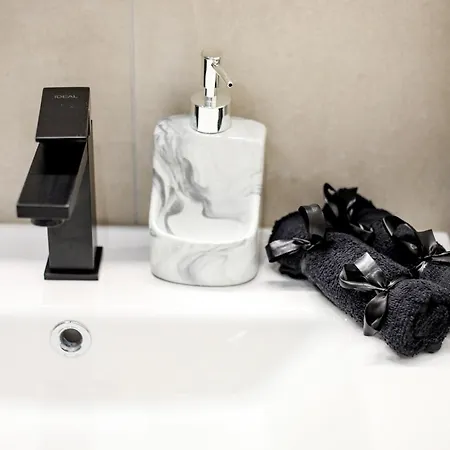 Luisanna Free Parking Hotel