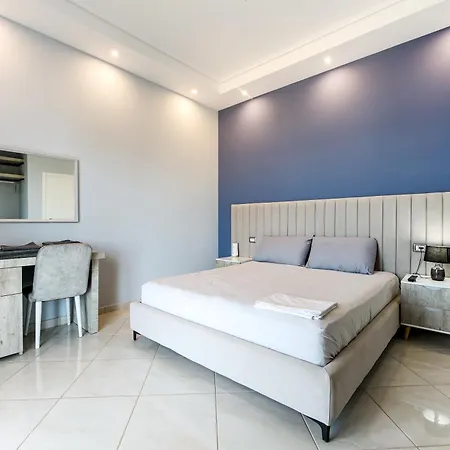 Luisanna Free Parking Vlorë