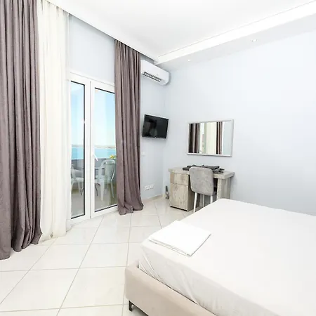 Hotel Luisanna Free Parking Vlorë