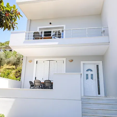 מלון Luisanna Free Parking Vlorë