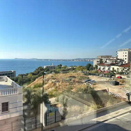 Luisanna Free Parking