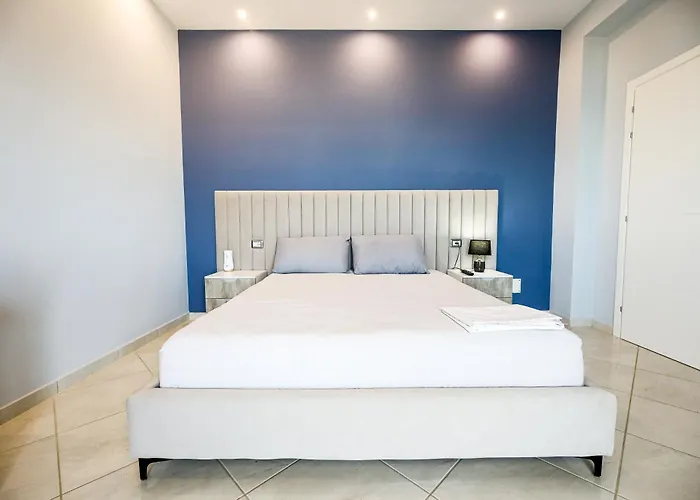 Luisanna Free Parking