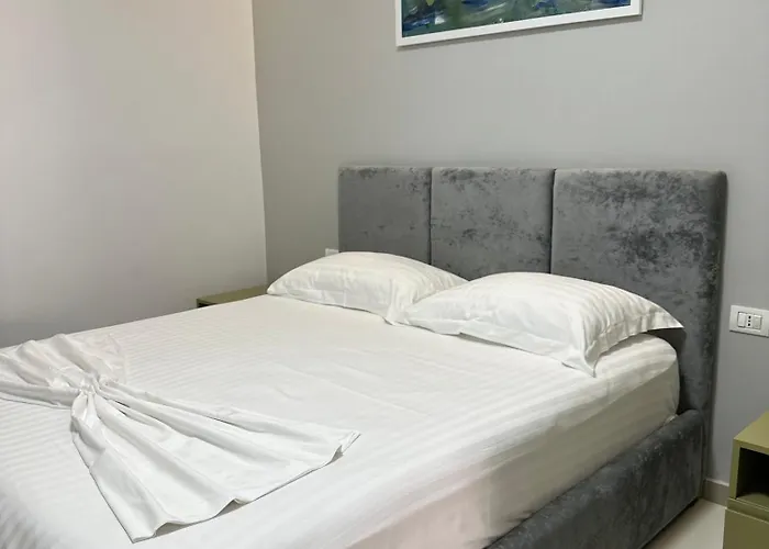 Luisanna Free Parking * Vlorë