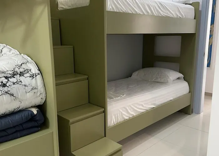 Luisanna Free Parking * Vlorë