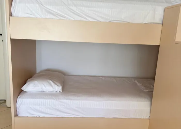 Luisanna Free Parking